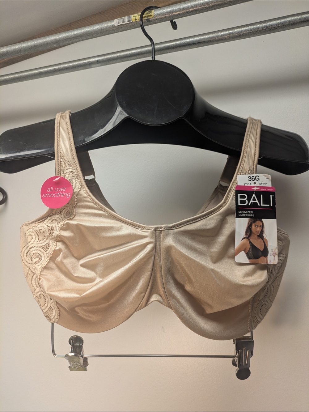 36G Bali Minimizer Underwire Bra, Minimize Up to 1.5" Beige Lace Accents